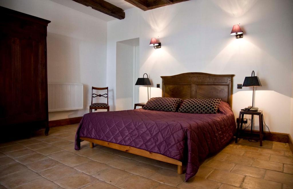 Hotel Des Consuls Castelnau-de-Montmiral Room photo